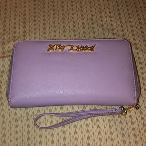 Lavender zip Betsy Johnson wristlet
